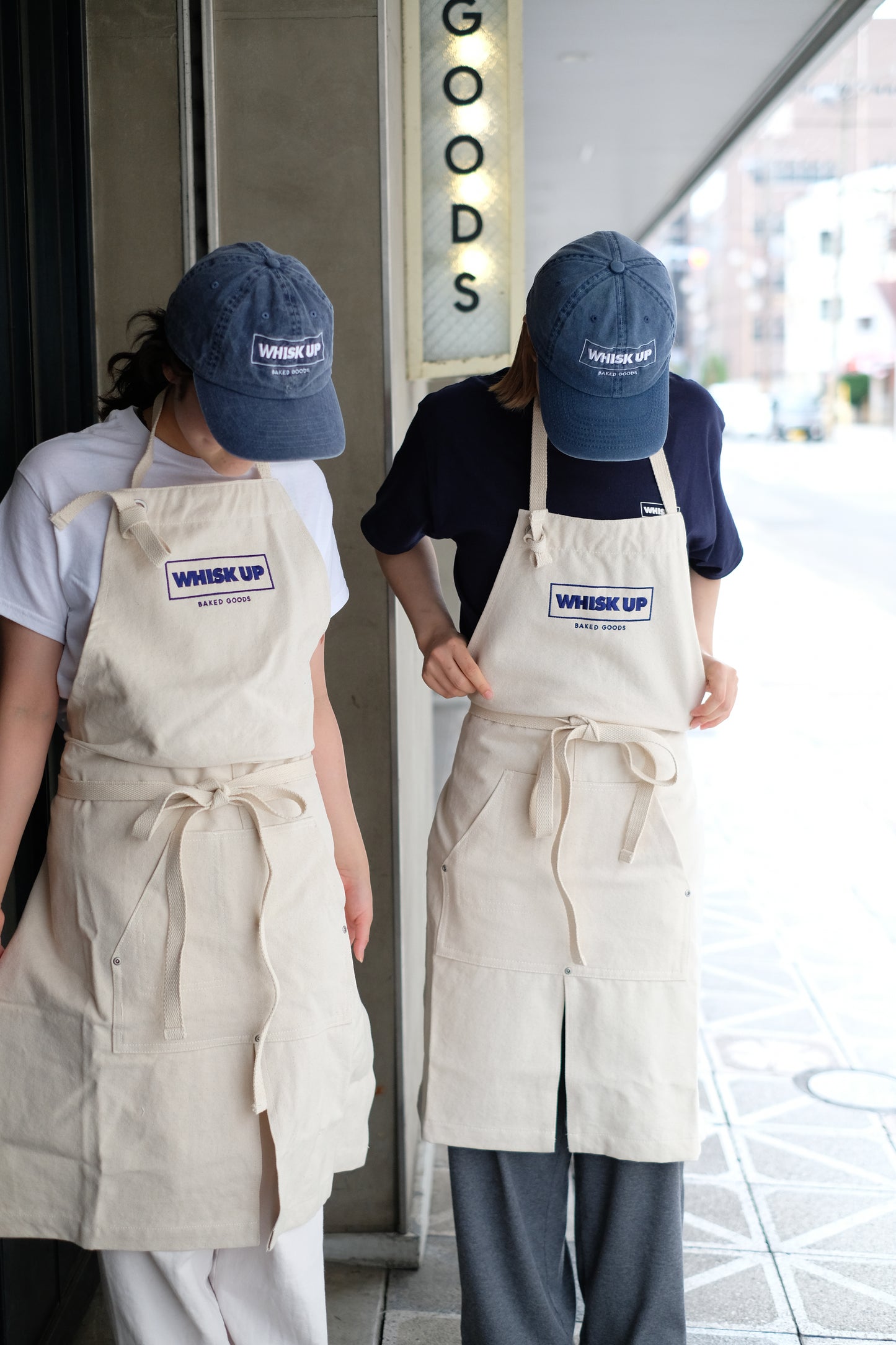 WHISK  UP Original Apron